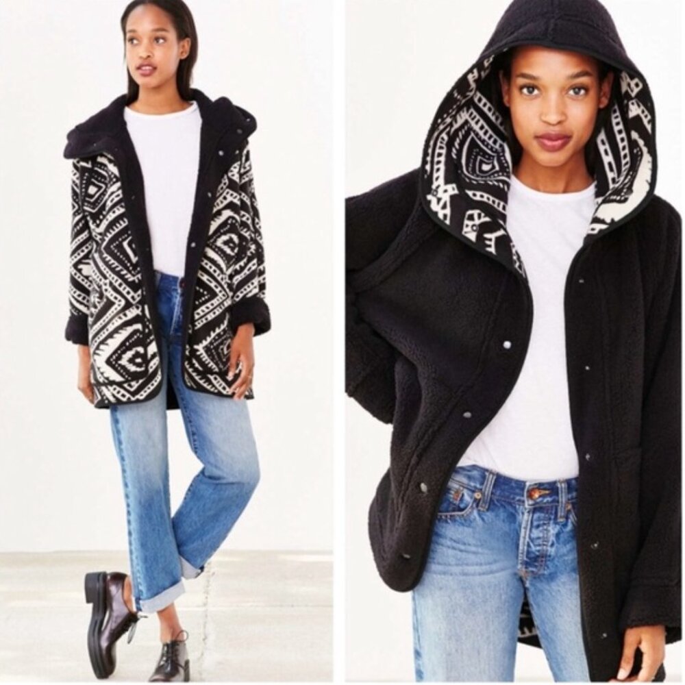 Without Walls Urban Outfitters Reversible Shearling Jacket Pockets Hooded Teddy